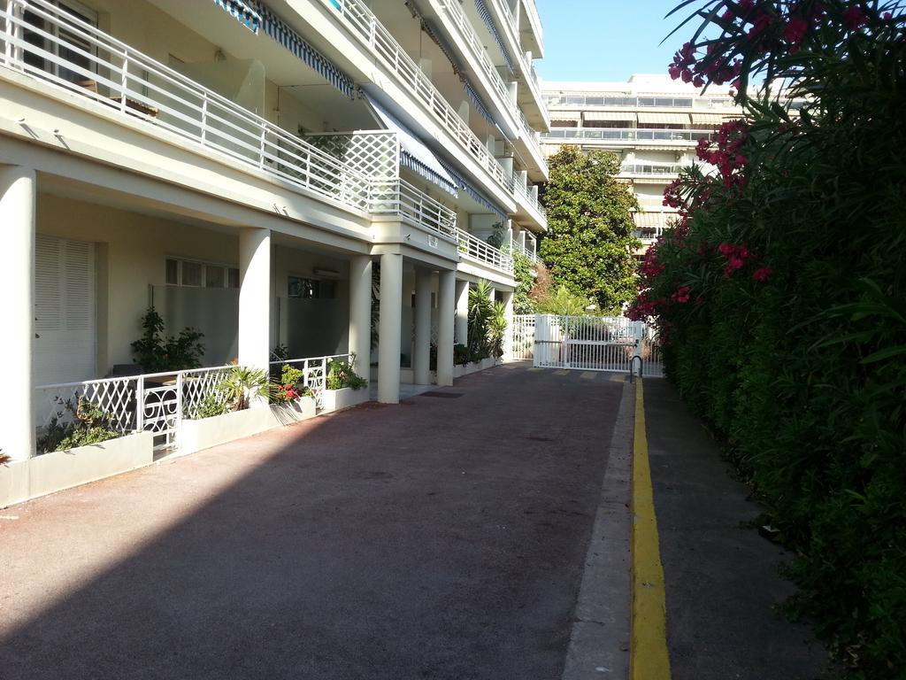 Le Palais Du Tropique Apartment Juan-les-Pins Ngoại thất bức ảnh